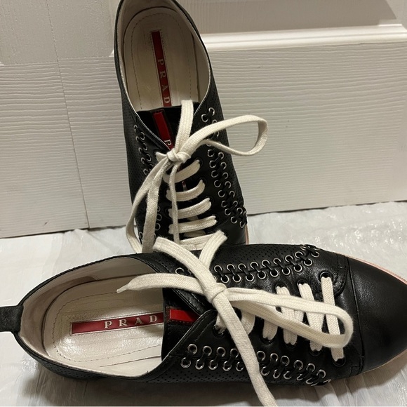 Prada Black and White Women's Sneakers - Picture 2 of 15